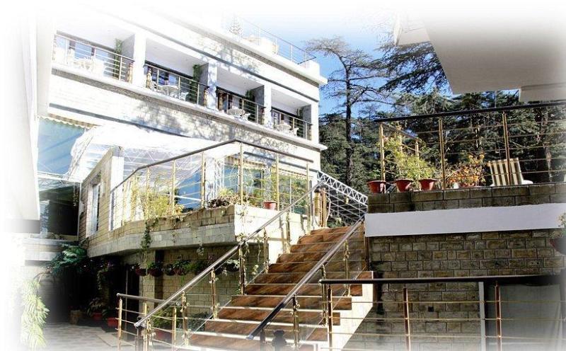 East Bourne Resort Шимла Экстерьер фото