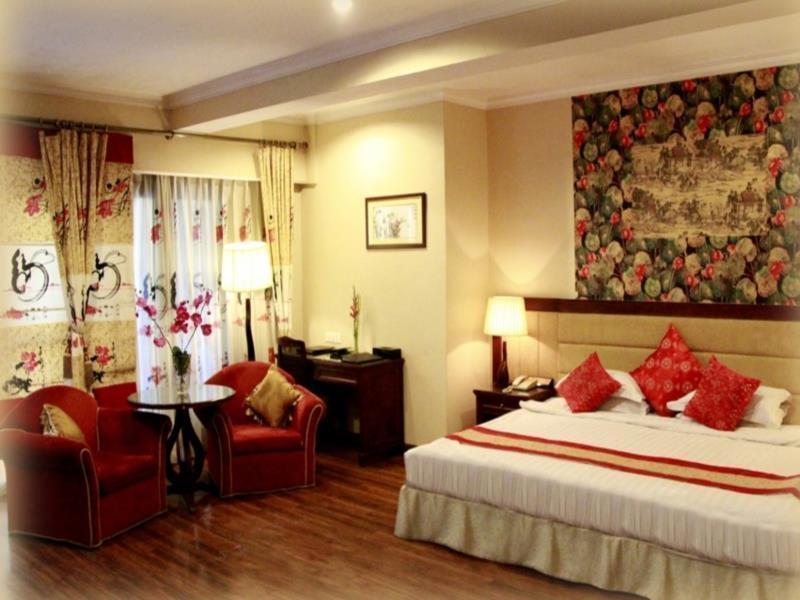 East Bourne Resort Шимла Экстерьер фото